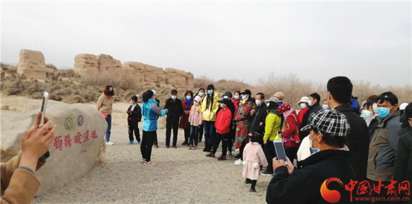 “引客入瓜”開門紅！瓜州迎來景區(qū)復(fù)工后首個旅行團(tuán)