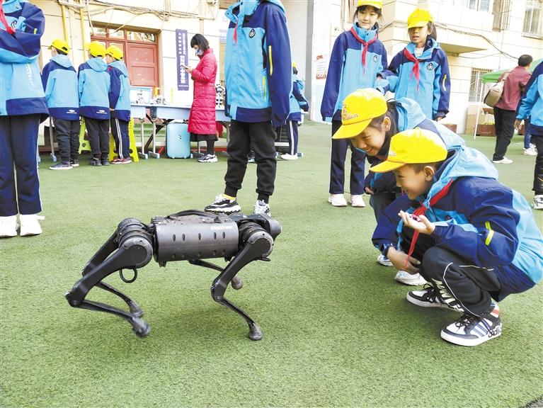 蘭州安西路小學“STEM種子?！苯遗?>
        </a><em>蘭州安西路小學“STEM種子?！苯遗?/em></li>
    <li><a  target=