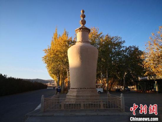 圖為2020年11月，沐浴在晨光中的莫高窟道士塔。(資料圖) 馮志軍 攝