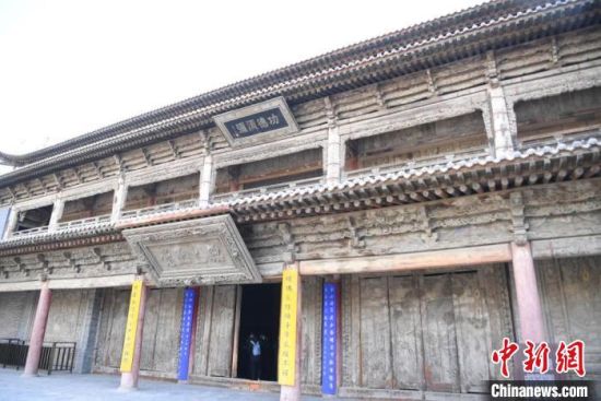 圖為張掖大佛寺建筑外圍。　楊艷敏 攝