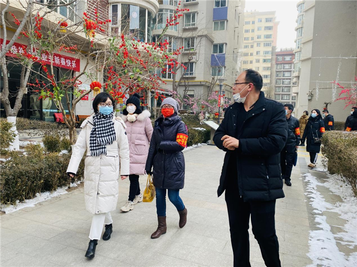 蘭州張家園社區(qū)：駐守干部齊上陣 深入基層訪(fǎng)民情