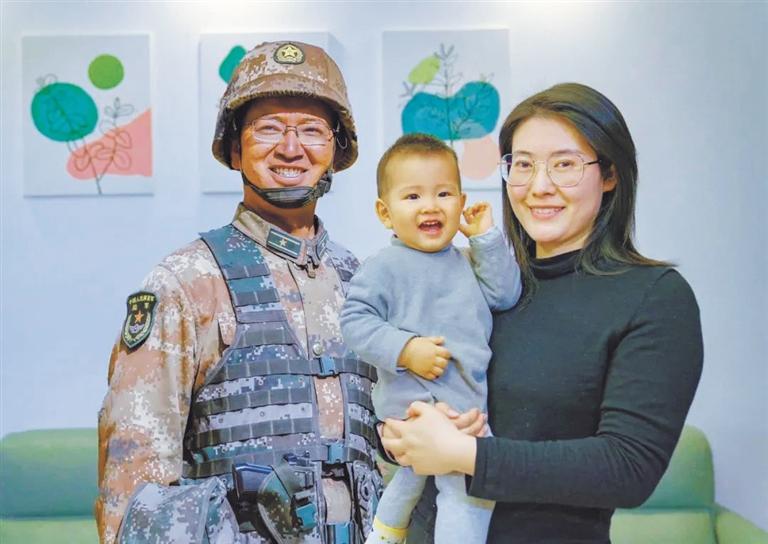 蘭州市退役軍人事務局舉行清明代祭掃儀式 陳紅軍烈士父親給兒子寫來寄語 “你是祖國的好兒女，也是我們的驕傲”