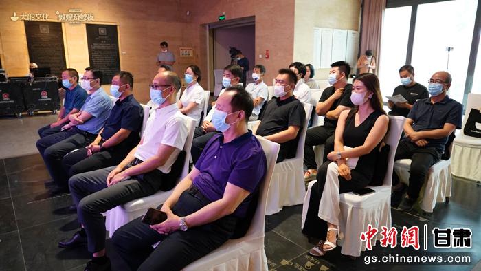 親子音樂舞臺(tái)劇《敦煌奇妙夜》全國(guó)巡演新聞發(fā)布會(huì)現(xiàn)場(chǎng)。